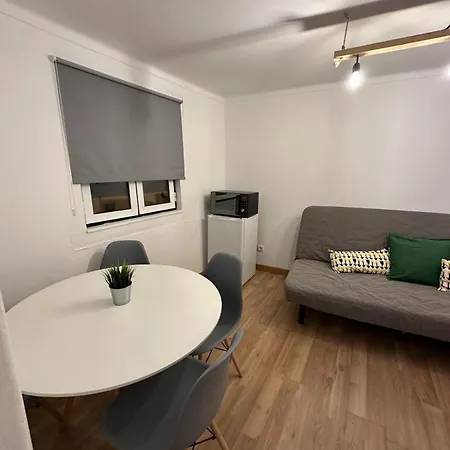 Cantinho Portas Do Sol Appartamento Lisbona