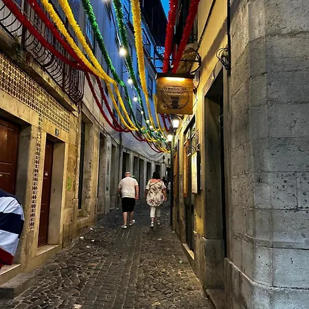 Cantinho Portas Do Sol Lisbona